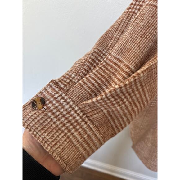 Saints & Hearts Houndstooth Oversized Flannel Shacket Brown Womens Size M/L - Picture 3 of 6